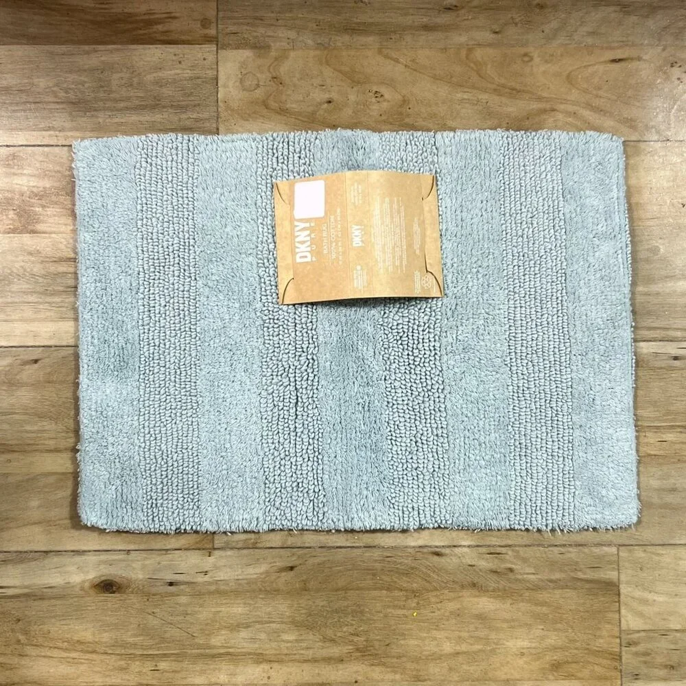 DKNY Pure 17 x 24 Bath Rug Mat Pastel Mint Light Green Aqua Reversible COTTON